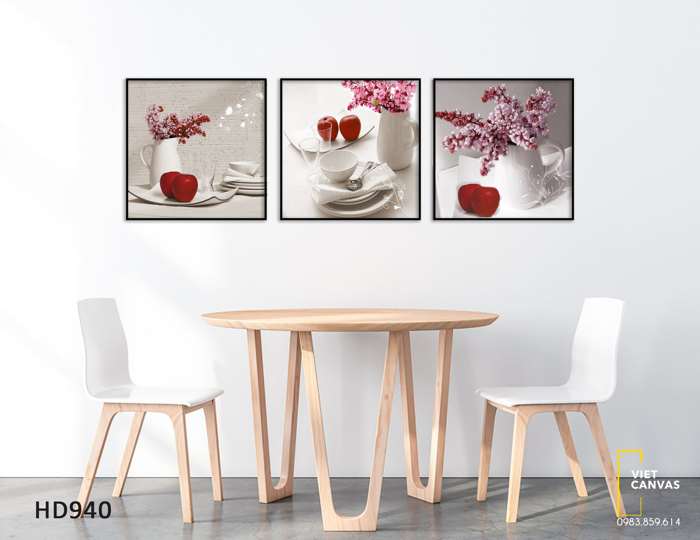 Bộ 3 Tranh Quả Táo Đỏ Bên Lọ Hoa - HD940