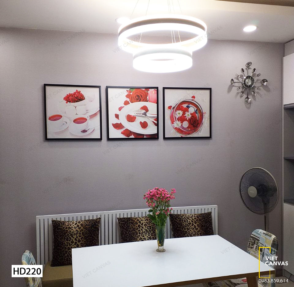 Bộ 3 Tranh Hoa Hồng Và Những Tách Trà - HD220