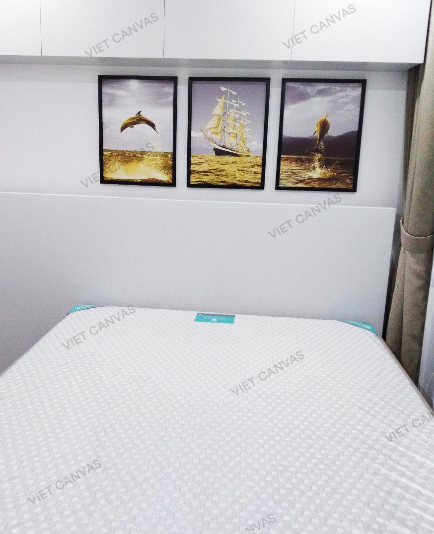 Bộ 3 Tranh Cá Heo Và Cánh Buồm Vàng - HD532