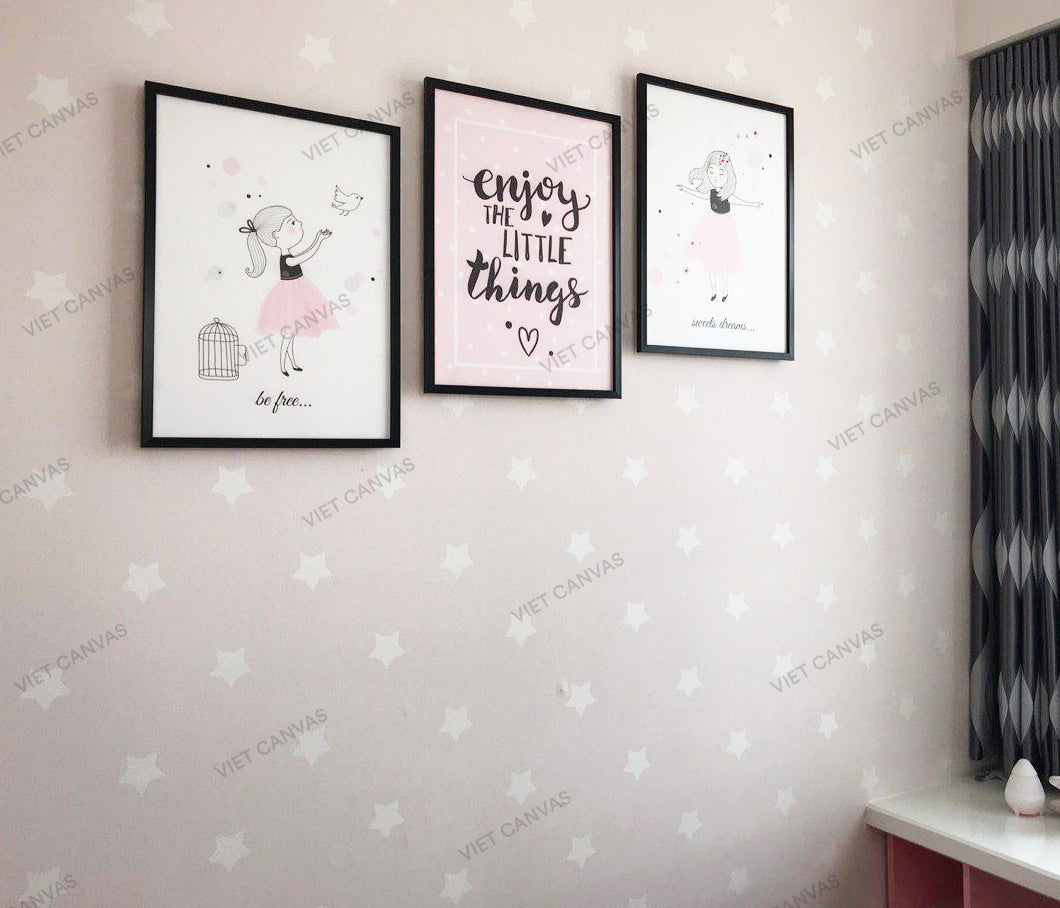 Bộ 3 Tranh Cô Gái Và Quotes Enjoy The Little Things - HD575