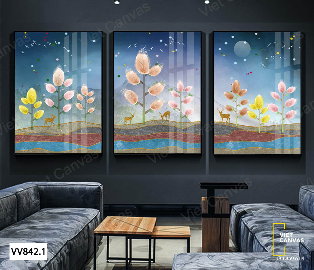 Bộ 3 Tranh Cây Và Những Chú Hưu - VV842.1