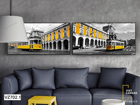 Bộ 2 Tranh Chuyến Xe Giữa Lòng Đường Phố - VZ702.1