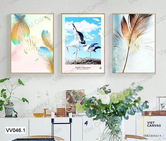 Bộ 3 Tranh Đôi Chim Và Những Chiếc Lông Vũ - VV046.1