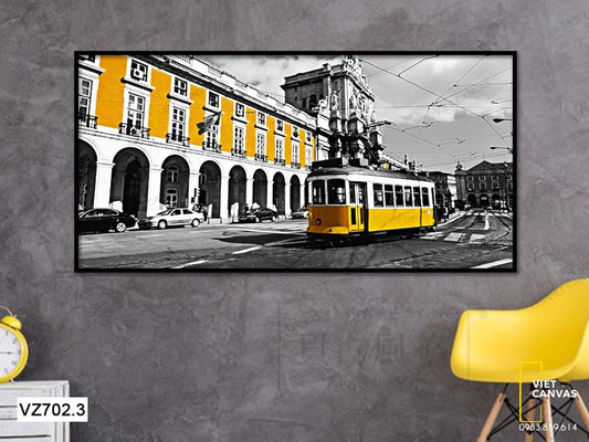 Tranh Chuyến Xe Chở Khách Giữa Lòng Đường Phố - VZ702.3