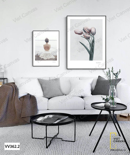 Bộ 2 Tranh Cô Gái Và Đoá Hoa Tulip - VV362.2