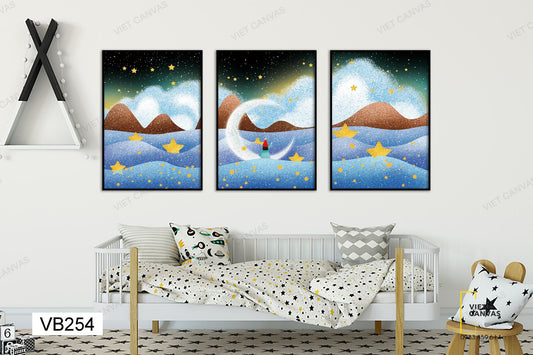 Bộ 3 Tranh Bé Ngắm Sao Bên Vầng Trăng Khuyết - VB254