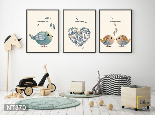 Bộ 3 Tranh Chú Chim Ngộ Nghĩnh Và Lá Rơi - NT370