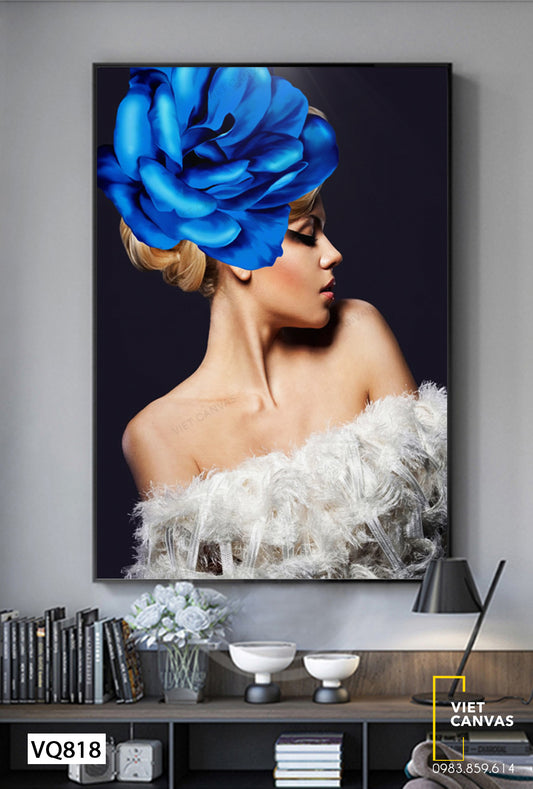Tranh Cô Gái Và Bông Hoa - VQ818