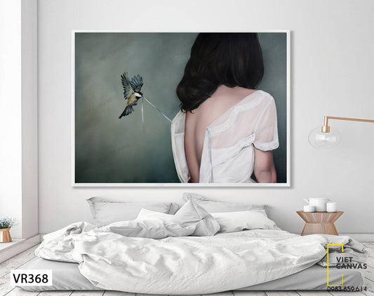 Tranh Cô Gái Và Chú Chim - VR368