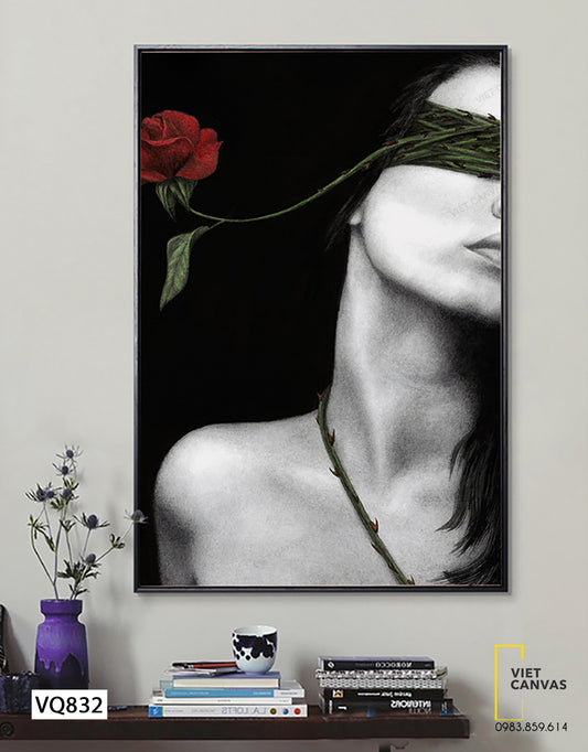 Tranh Cô Gái Và Hoa Hồng - VQ832