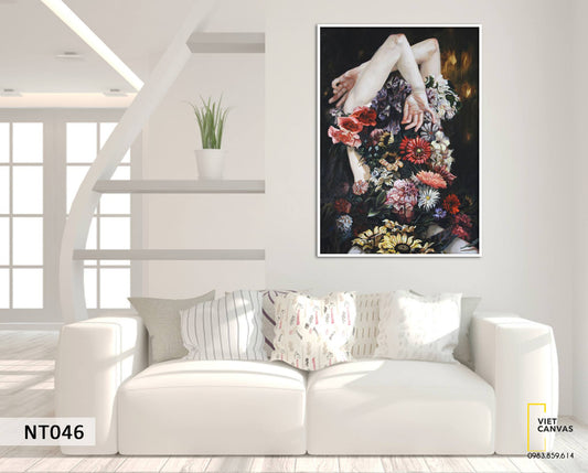 Tranh Cô Gái Bên Hoa Khoe Sắc Ấn Tượng - NT046