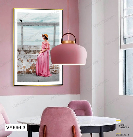 Tranh Cô Gái Mặc Váy Hồng - VY696.3