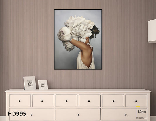 Tranh Cô Gái Và Hoa Trắng - HD995